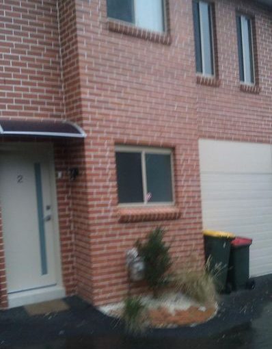 3 Bed 3 and Half Bathrooms 1 Car Spot and 1 Garage Townhouse